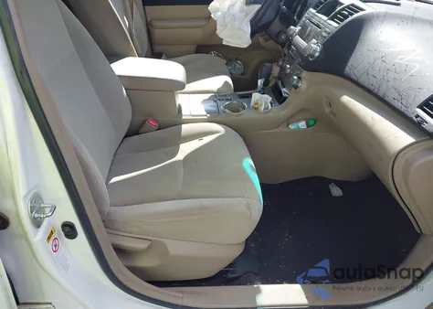 2011 Toyota Highlander из США, поврежденный, VIN 5TDZA3EH1BS009536